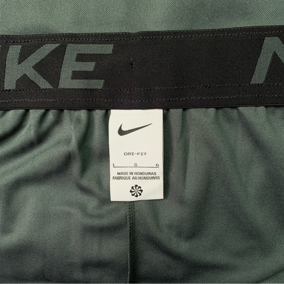 NIKE Dri-FIT 7” Totality Lightweight Men’s Shorts LARGE Green NWT - Picture 3 of 6